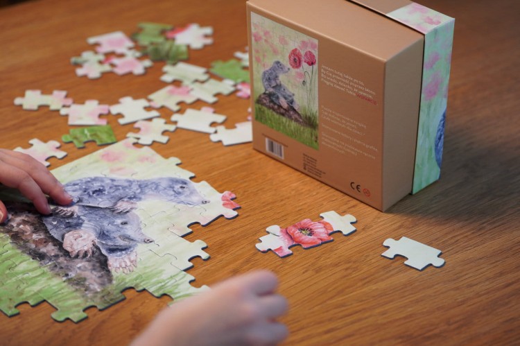 Puzzle 60-elementowe Krety układanie